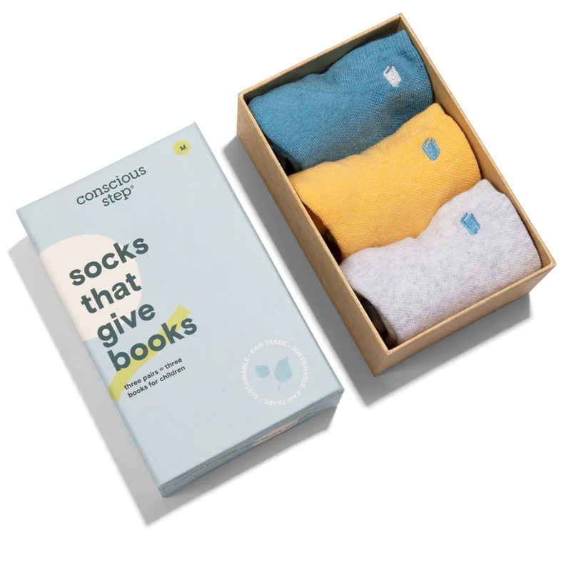 Conscious Step Ankle Sock Set - That Give Books, Medium
