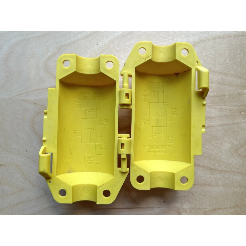 HUBBELL Plugout Lockout Device