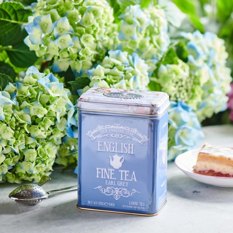 New English Teas Floral Tea Tin containing 125g loose-leaf Earl