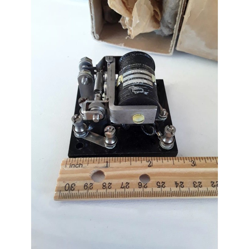 H-B Instrument Vtg NEW H-B INSTRUMENT RELAYS 110 VAC 2