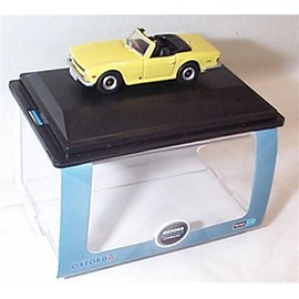 oxford Triumph TR6 mimosa yellow car 1:76 scale diecast model