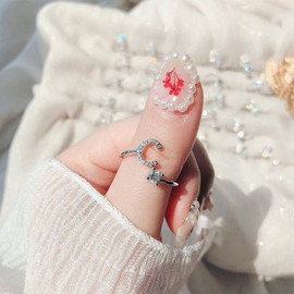 Loqimu Paquete de 3 conjuntos de joyas con iniciales, anillos con colgante en mayúscula, collar y arete, accesorios para mujeres, Metal Acero aleado, Circonita cúbica