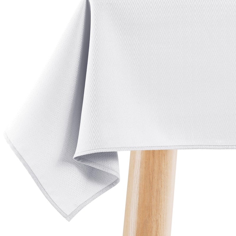 Filumi Tablecloth 140 x 200 cm White Washable for Indoor
