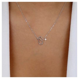 Allereya Vintage Crystal Snake Pendant Necklace Punk Snake Necklace Viper Serpent Choker Necklace Silver Minimalist Snake Collar Necklace Jewelry for Women and Girls