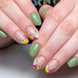 Green Press on Nails Short Oval SWEKKE Flower Fake Nails Cute Nails False Nails with Floral Daisy Designs Full Cover Glossy Glue on Nails Spring Summer Acrylic Nails for Women Girls 24 Pcs