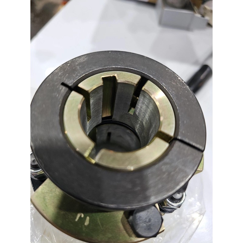 Zero-Max 6-37 Shaft CD Coupling APPROX W/2" W/O 1-38" BORE