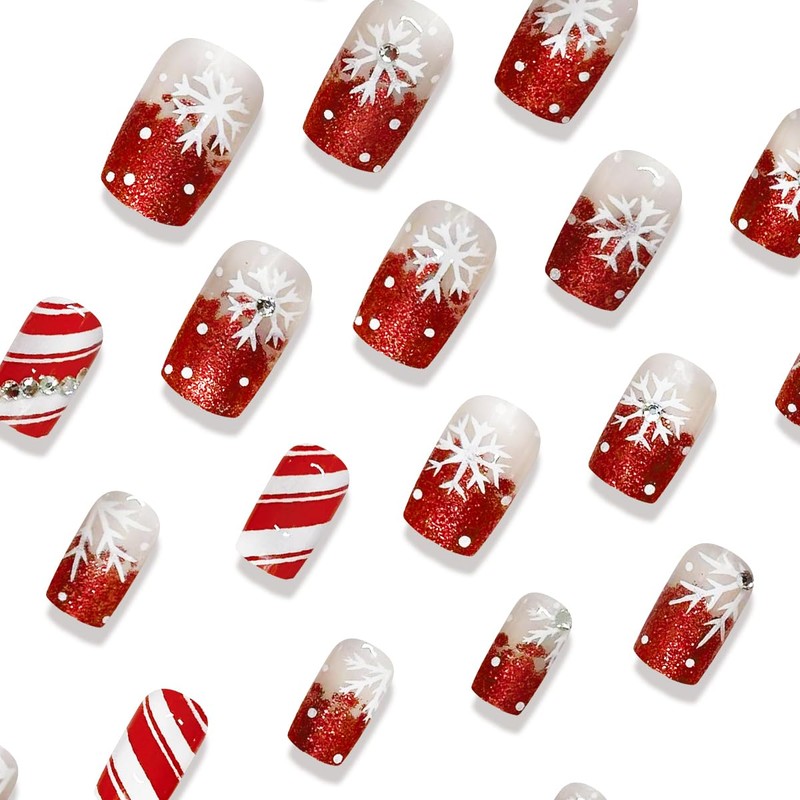 24Pcs Snowflake Press on Nails Christmas Fake Nails Glitter Snowflake
