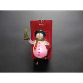 Avon NIB AVON COLLECTABLE COLOR CHANGING LIGHTED SNOWMAN ORNAMENT