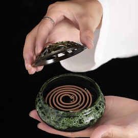Ceramic Incense Burner， Cone Incense Holder, Ceramic Censer Suitable For Incense Cones/Coils/Sticks, There Are 30 Incense Cones+ Metal Incense Holder+Fireproof Cotton Inside.