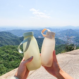 BLUE GINKGO Collapsible Water Bottles | Pack of 2 Lightweight Foldable Water Bottles for Travel, Hiking, Camping | Leak Proof Silicone Bottles | Made in Korea (16.9oz) - Blue