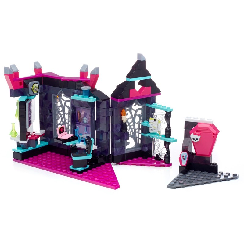 Mega Bloks Monster High Mad Biteology Class Building Set