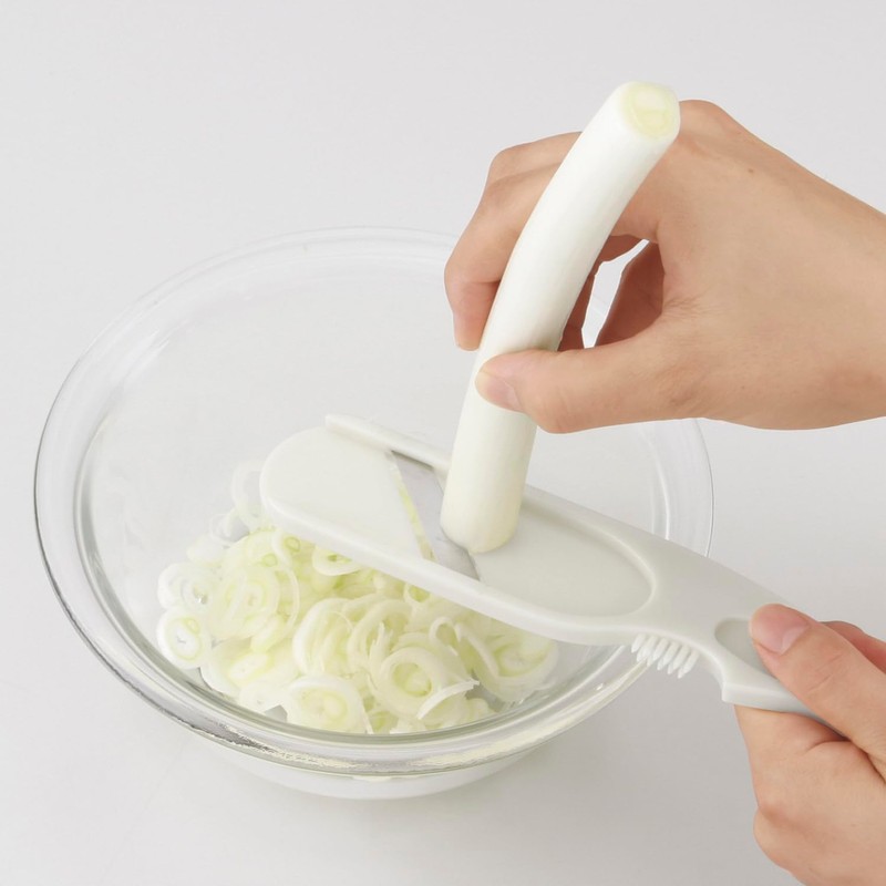 KAI Corporation KAI Condiment White Hair Green Onion Slicer Small