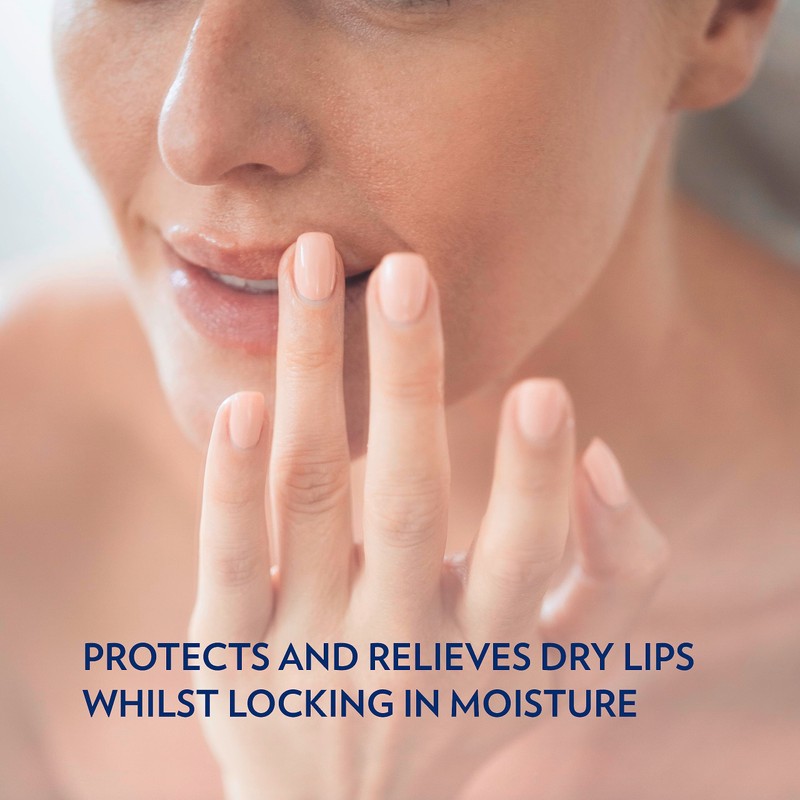 Vaseline Vaseline Luscious Lips Explorer Kit Gift Set with 3