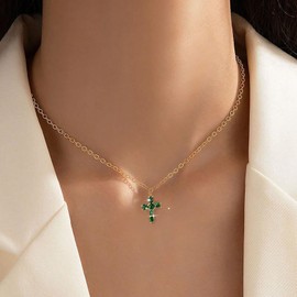 Cybche Boho Emerald Cross Necklace Choker Gold CZ Cross Pendant Necklace Green Crystal Religion Cross Necklace Thin Chain Cross Rhinestone Necklace Jewelry for Women