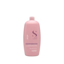 Semi Di Lino Moisture Nutritive Leave-In Conditioner by Alfaparf Milano - 33.8oz