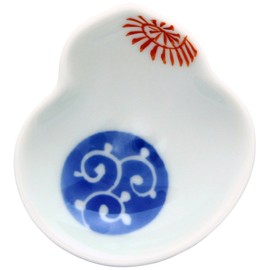 Arita Ware Sota Kiln 97128 Gourd Shaped Bean Plate, Round Crest Arabesque