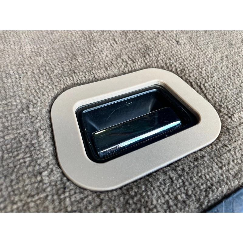 3d_motorworks LAND ROVER RANGE ROVER CLASSIC 1987-1995 LOWER TAILGATE INNER