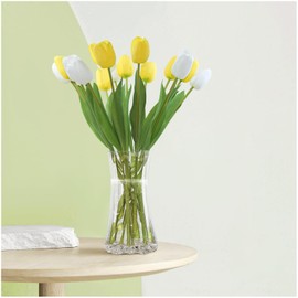 Modern 9 Inch Crystal Glass Vase, Clear Heavy Duty Glass Flower Vase, Curved Vertical Ribbed Design for Bouquets, Wide Mouth Centerpiece Home Decor (Clear, Medium)