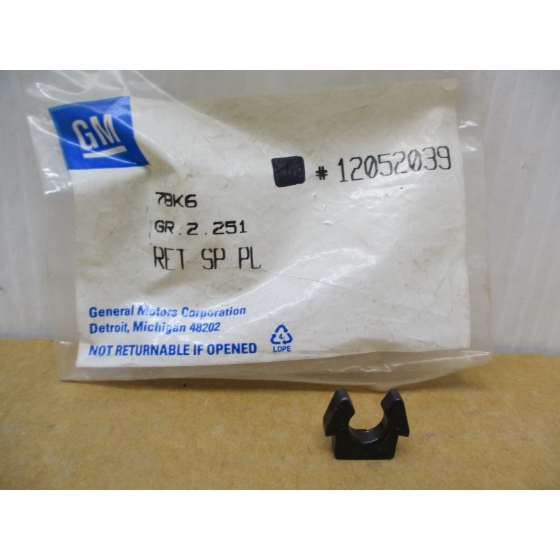 General Motors GM Retainer 12052039