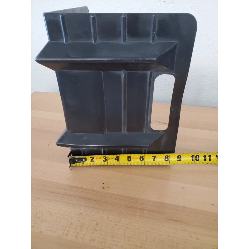 C & L 11" V Board Plastic Corner Protector Truck