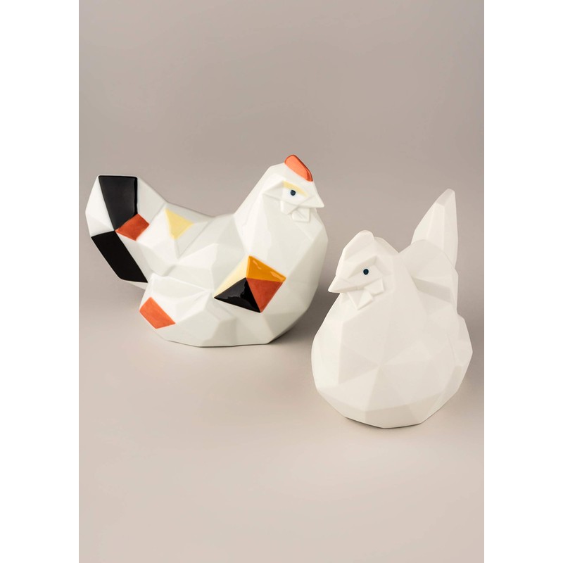 LLADRÓ Hen Figurine. Matte White. Porcelain Hen Figure.
