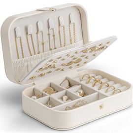 VLANDO Travel Jewelry Case, PU Leather Travel Jewelry Casefor Women Girls, Portable and Adjustable Small Jewelry organizer for Rings, Necklaces, Bracelets, Earring Holder Organizer, Handly for Travel - Color: Cream White