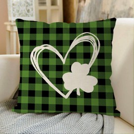 GAGEC St Patricks Day Pillow Covers 18x18 Inch Set of 2 Love Hearts Throw Pillowcase Green Buffalo Plaid Home Sofa Pillowcase Happy St. Patrick's Day Farmhouse Decoration Cushion Cases