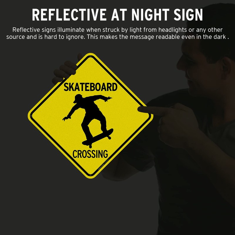 Faittoo Skateboard Crossing Sign, 2-Pack 10 x 10 Inch Reflective