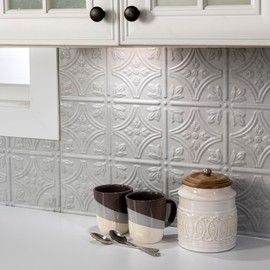 FASÄDE Traditional Style/Pattern 1 Decorative Vinyl Backsplash 15 sq ft Kit in Cashmere