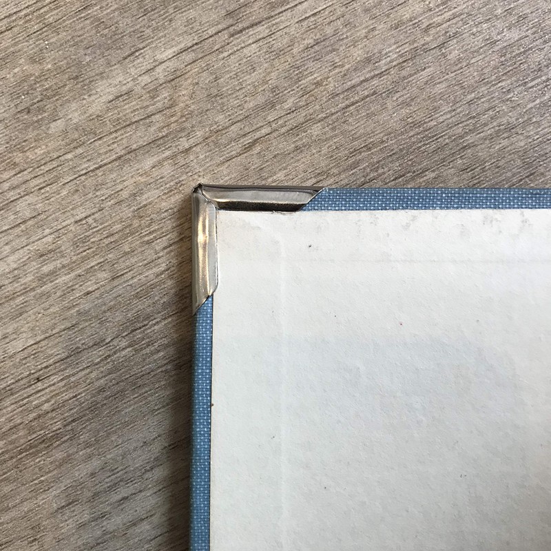 40 Buchecken / Buchbeschläge aus Metall (silber, 22 x 22
