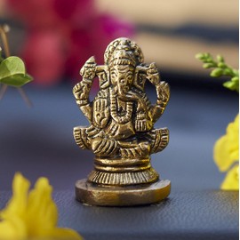 Esplanade Brass Ganesha Idol for Car Dashboard God - 2 Inches Ganapati God Murti for Desk Decor, Statue, Ganapathi Sculpture | Antique Home Decor Gift Showpieces