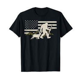 Bigfoot Deer Hunting USA Flag Deer Hunting Buck Season T-Shirt