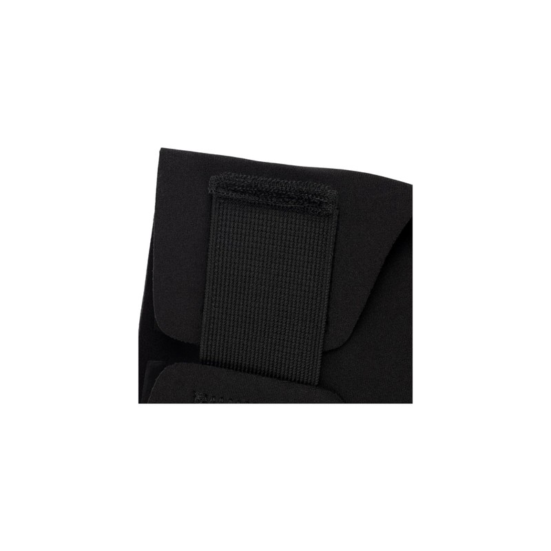 Gul Pro Knee Pads Black - Adjustable elasticated straps for