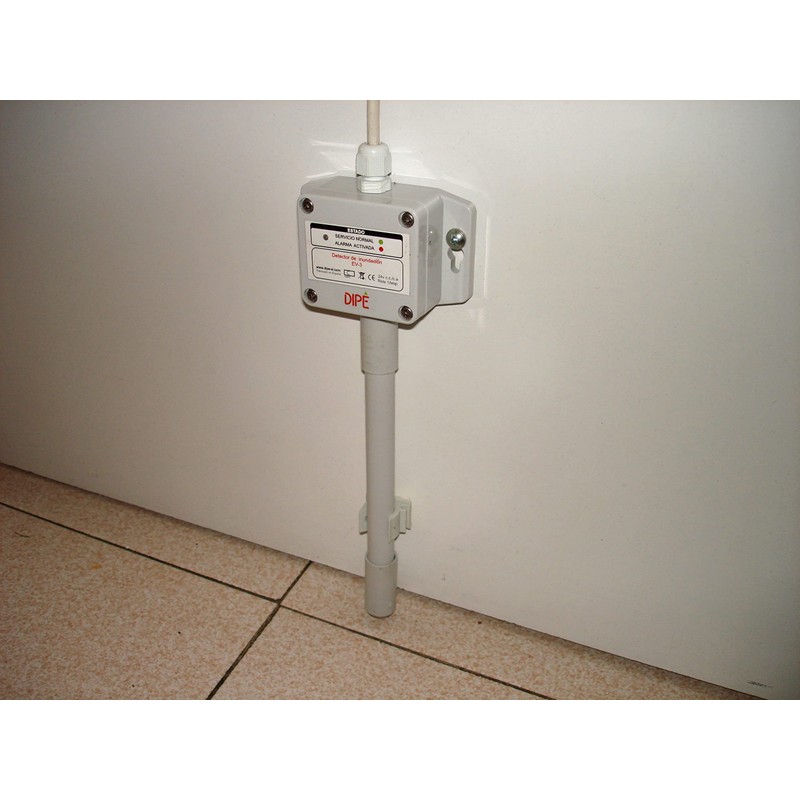 DIPE A EV3-B Flood Detector with Probe in Tube -