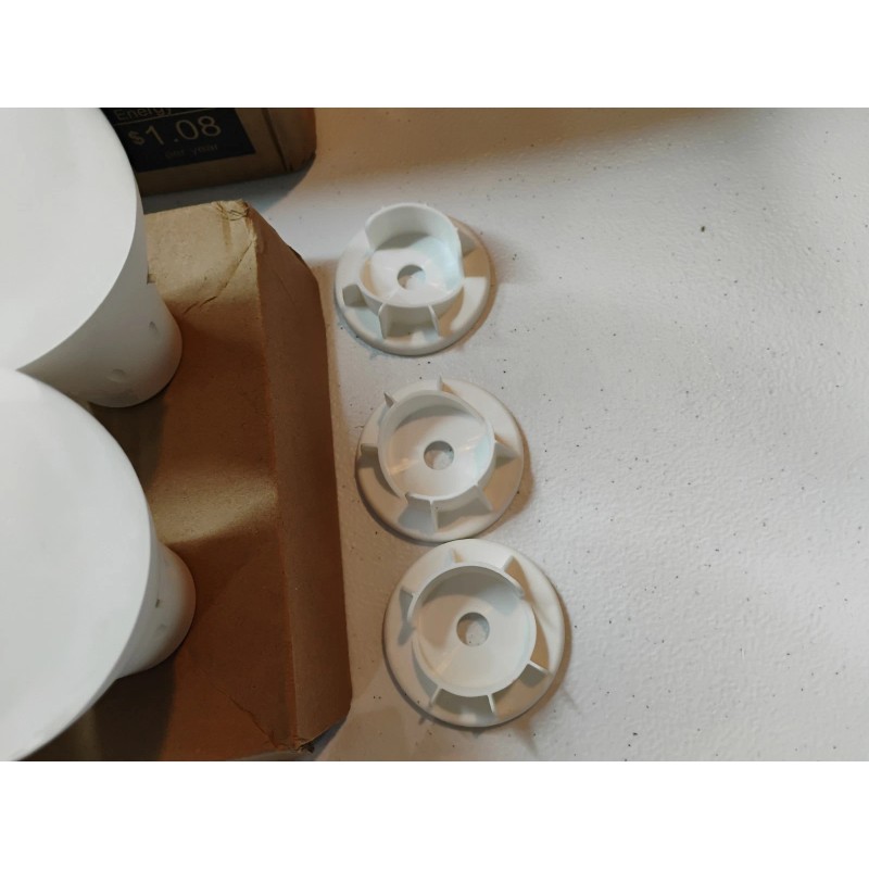 Living Glow 6 Battery Backup LED Bulbs CP-BL03-9WELN Daylight Soft