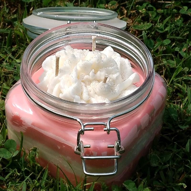 Peaches & Cream Candle 18 oz Scented Decor