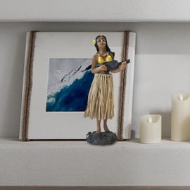 LOVIVER Hawaiian Doll Dashboard Bobbleheads with Guitar Collectible Figurines 6.29" Birthday Hawaiian Dashboard Doll Ornament, A