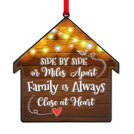 WaaHome Metal Family Christmas Ornaments - Side by Side Or Miles Apart Family is Always Close at Heart Ornaments for Christmas Tree Decorations Gifts for Families Mom Women