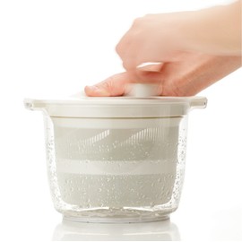 Squirrel Salad Spinner, Vegetable Colander, White, 7.3 fl oz (2.3 L), Liberalista, Made in Japan