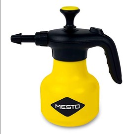 Mesto Bugsi Pressure Sprayer with Plastic Tank. 0.4 Gallon 3 Bar 3132GR 360° Swiveling Made in Italy