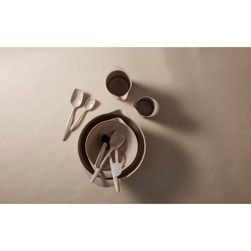 Rosti Classic Dough Scraper 25.7 x 6.5 cm L Humus