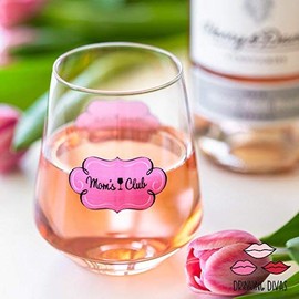 Drinking Divas 'Mom's Wine Club' Wine Glass - Stemless Glassware Tumbler with Sayings Cute & Funny Gifts for Mom, Girlfriend, Wife, Best Friend, Sister