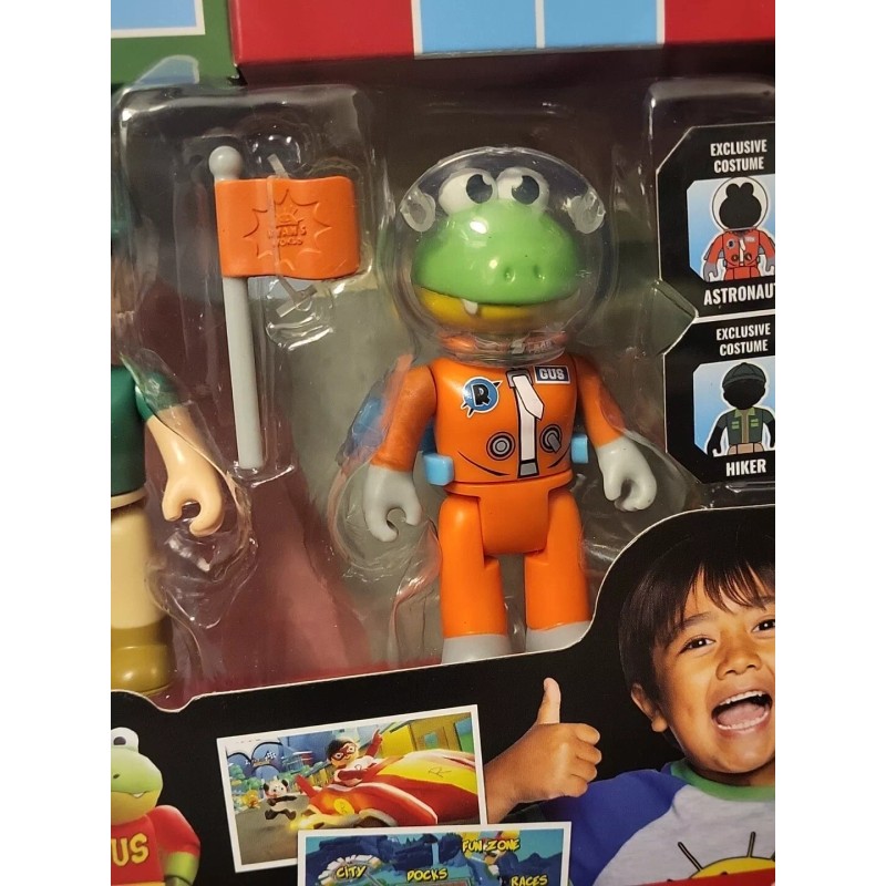 Just Play RYAN'S WORLD 25 Piece Deluxe Collector’s Figure Pack