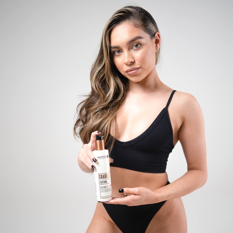 Sienna X Untinted Gradual Self Tan Lotion 200ml. For A