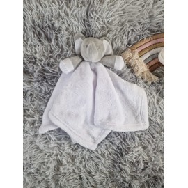 Royal Icon Super Soft Baby Comforters Baby Boys & Girls Comforter Baby Comforter Toy Elephant/Giraffe/Cow Cuddly Fleece Toy Are Ideal for New Baby Gifts and for Peaceful Sleep 19C199