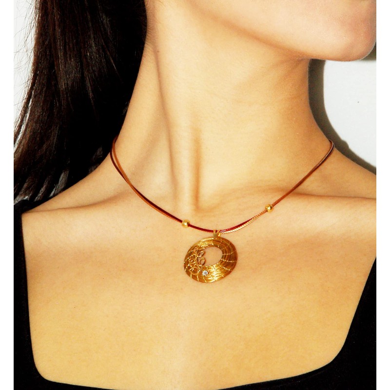 Open Mandala Necklace 3 cm Vegetable Gold with Branch