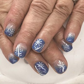 24Pcs Snowflake Press on Nails Short Square Fake Nails with Glitter Blue Designs Full Cover Glossy Winter False Nails Christmas Glue on Nails Extra Short Acrylic Stick on Nails for Women Nail Decor