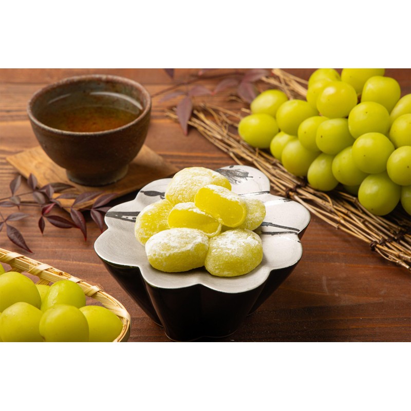 Mochi Shine Muscat Traditional Japanese Rice Cakes, 130g, Soft Chewy