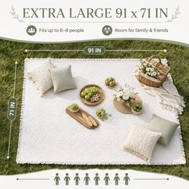 Etnorsu 91 x 71inch White Outdoor Picnic Blanket with Waterproof Mat & Bag