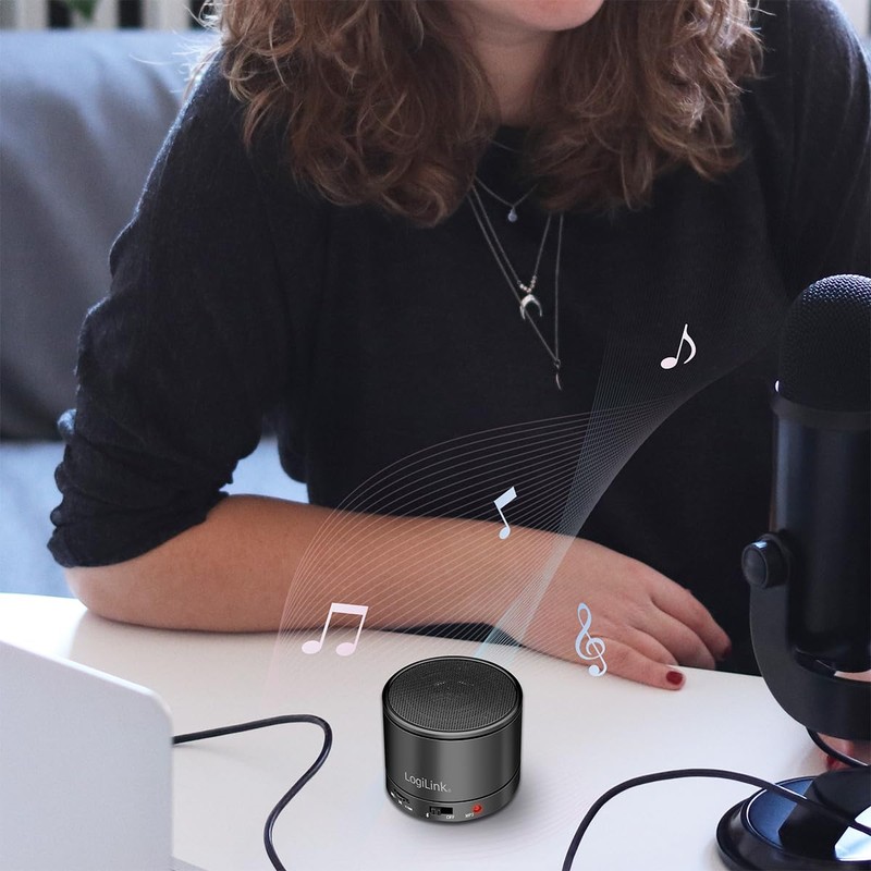 LogiLink Bluetooth 5.3 Speaker with Built-In Microphone, FM Radio and